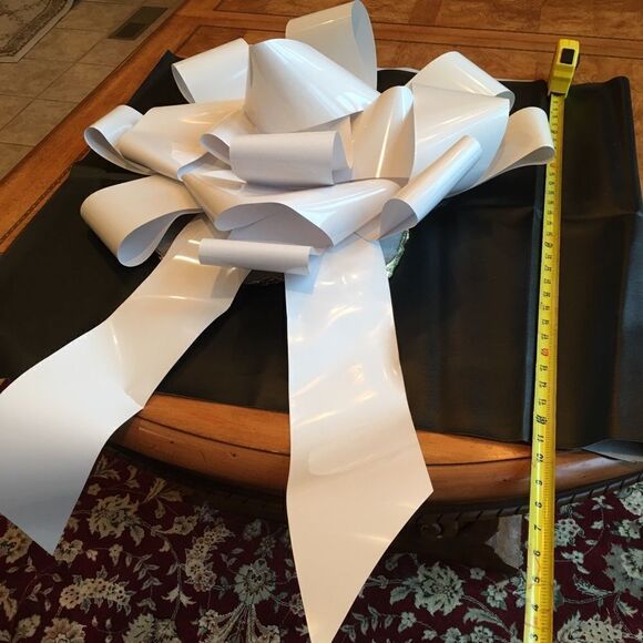 MERCEDES Diamond White Car Gift Bow! - Picture 4 of 8